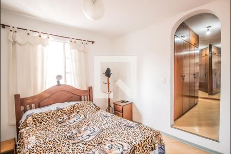 Casa à venda com 196m², 4 quartos e 2 vagasQuarto 4 - Suíte