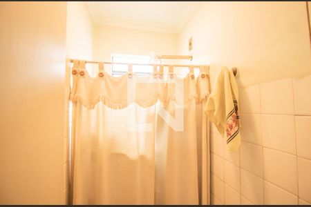 Casa à venda com 196m², 4 quartos e 2 vagasBanheiro de Serviço