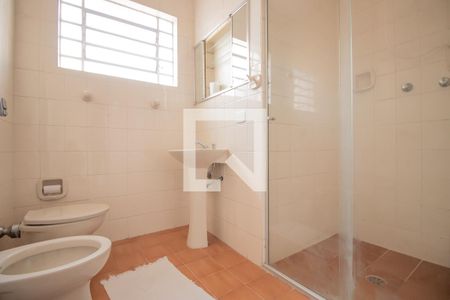 Casa à venda com 196m², 4 quartos e 2 vagasBanheiro 2