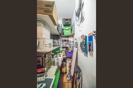 Casa à venda com 196m², 4 quartos e 2 vagasDespensa 