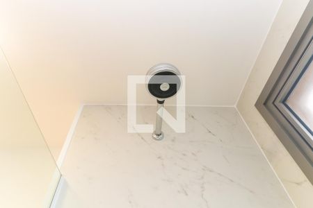 Apartamento para alugar com 98m², 2 quartos e 2 vagasDetalhe banheiro