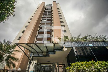 Apartamento à venda com 121m², 3 quartos e 2 vagasFachada