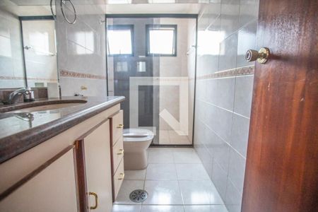 Apartamento à venda com 121m², 3 quartos e 2 vagasBanheiro