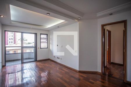 Sala de apartamento para alugar com 3 quartos, 121m² em Jardim Imperial, São Paulo
