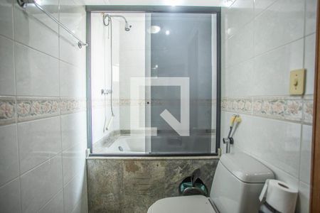 Apartamento à venda com 121m², 3 quartos e 2 vagasBanheiro da Suíte