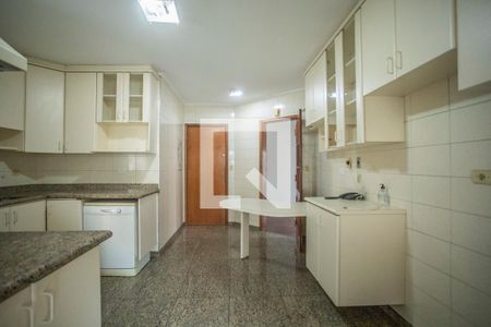 Apartamento à venda com 121m², 3 quartos e 2 vagasCozinha
