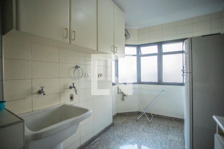 Apartamento à venda com 121m², 3 quartos e 2 vagasÁrea de Serviço