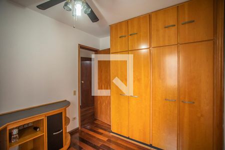 Apartamento à venda com 121m², 3 quartos e 2 vagasQuarto 2 