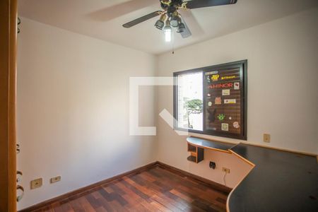 Apartamento à venda com 121m², 3 quartos e 2 vagasQuarto 2 