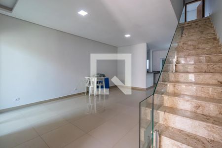 Sala de casa para alugar com 3 quartos, 130m² em Vila do Conde, Barueri