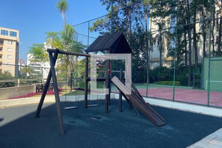 Apartamento à venda com 160m², 3 quartos e 2 vagasÁrea Comum - Playground