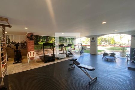 Apartamento à venda com 160m², 3 quartos e 2 vagasÁrea comum - Academia