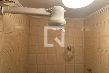 Apartamento à venda com 160m², 3 quartos e 2 vagasChuveiro