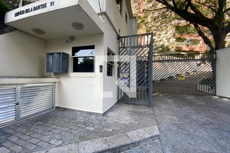 Apartamento à venda com 160m², 3 quartos e 2 vagasEntrada
