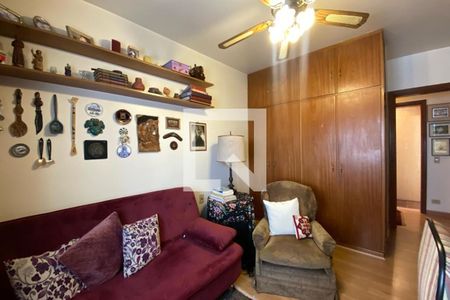 Apartamento à venda com 160m², 3 quartos e 2 vagasSuíte 2