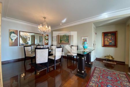 Apartamento à venda com 160m², 3 quartos e 2 vagasSala de Jantar