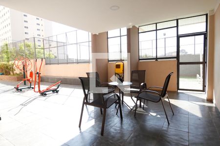 Apartamento para alugar com 72m², 2 quartos e 1 vagaÁrea comum