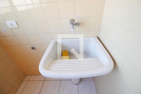 Apartamento para alugar com 72m², 2 quartos e 1 vagaÁrea de serviço