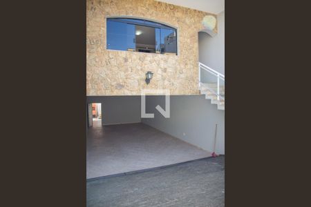 Casa à venda com 260m², 3 quartos e 6 vagasGaragem