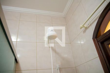 Casa à venda com 260m², 3 quartos e 6 vagasBanheiro do Quarto 1
