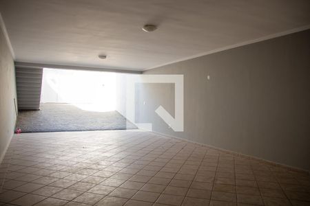 Casa à venda com 260m², 3 quartos e 6 vagasGaragem