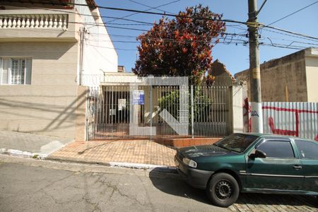 Casa à venda com 110m², 2 quartos e 2 vagasFachada