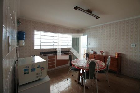 Casa à venda com 110m², 2 quartos e 2 vagasCozinha