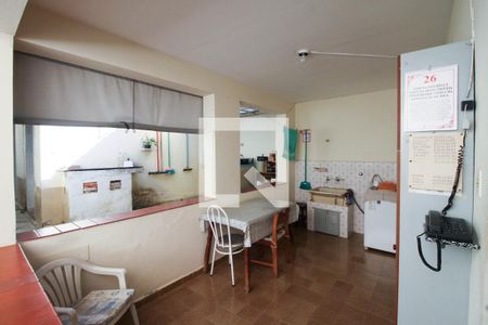 Casa à venda com 110m², 2 quartos e 2 vagasCozinha