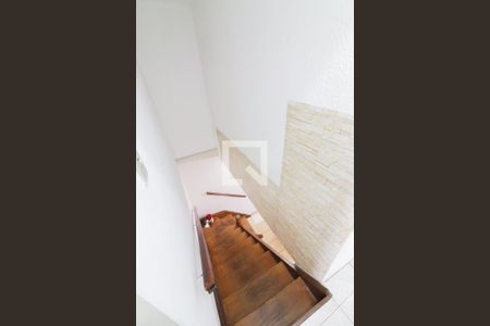 Escadas de casa à venda com 3 quartos, 98m² em Vila Lageado, São Paulo