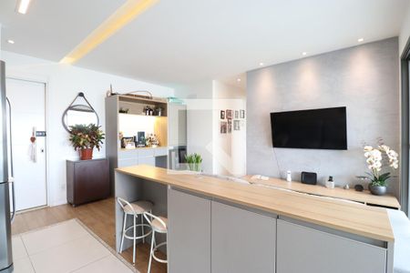 Sala/Cozinha de apartamento para alugar com 2 quartos, 70m² em Vila Romana, São Paulo