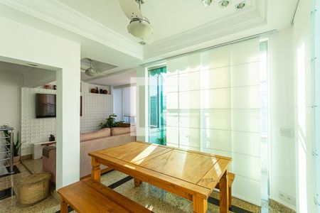 Apartamento à venda com 250m², 3 quartos e 1 vagaSala de Jantar
