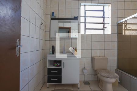 Casa à venda com 80m², 3 quartos e 2 vagas Casa à venda com 80m², 3 quartos e 2 vagasBanheiro