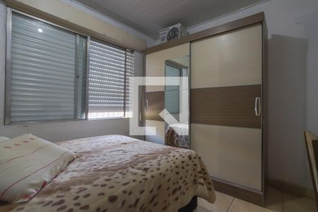 Quarto 1 de casa à venda com 3 quartos, 80m² em Jardim Itu, Porto Alegre