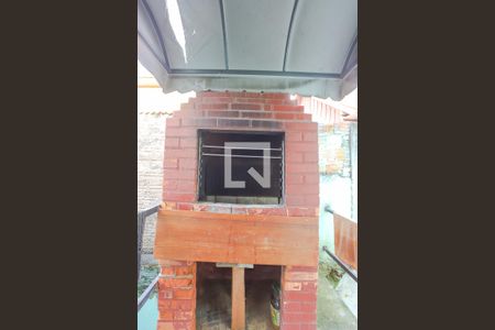 Casa à venda com 80m², 3 quartos e 2 vagas Casa à venda com 80m², 3 quartos e 2 vagasChurrasqueira