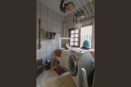 Casa à venda com 80m², 3 quartos e 2 vagas Casa à venda com 80m², 3 quartos e 2 vagasÁrea de Serviço