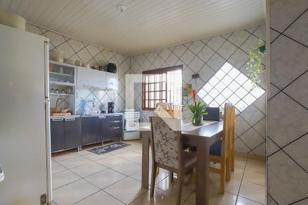 Casa à venda com 80m², 3 quartos e 2 vagas Casa à venda com 80m², 3 quartos e 2 vagasCozinha