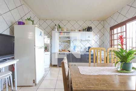 Casa à venda com 80m², 3 quartos e 2 vagas Casa à venda com 80m², 3 quartos e 2 vagasCozinha