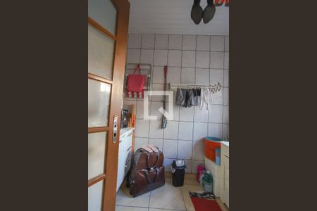 Casa à venda com 80m², 3 quartos e 2 vagas Casa à venda com 80m², 3 quartos e 2 vagasÁrea de Serviço