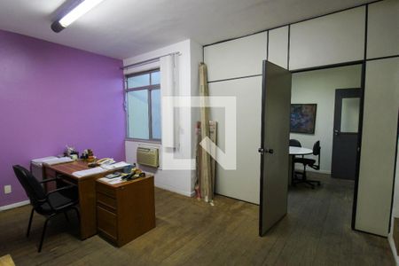 Casa à venda com 322m², 6 quartos e 2 vagasQuarto 2