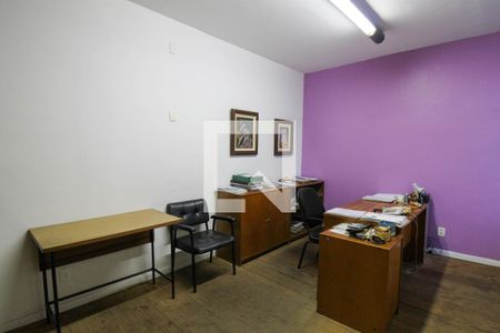 Casa à venda com 322m², 6 quartos e 2 vagasQuarto 2