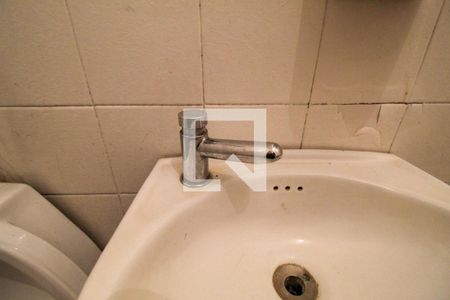 Casa à venda com 322m², 6 quartos e 2 vagasBanheiro de Serviço