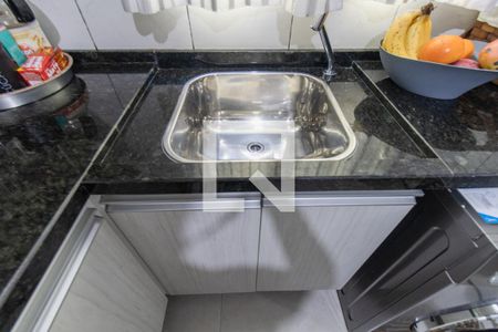 Apartamento para alugar com 55m², 2 quartos e sem vagaCozinha e Área de Serviço