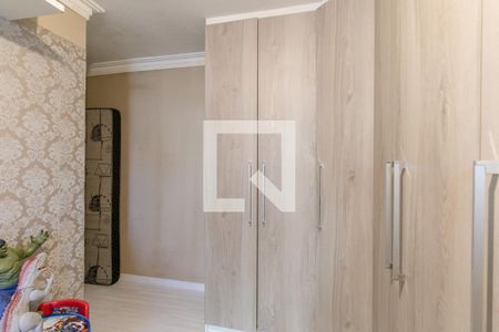 Quarto 2 de apartamento para alugar com 2 quartos, 55m² em Campo Comprido, Curitiba