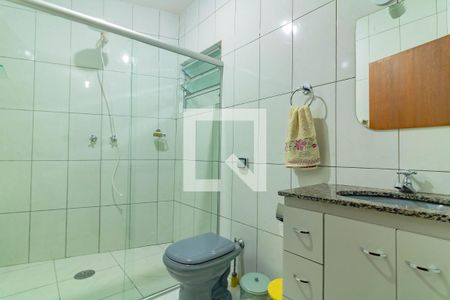 Casa à venda com 195m², 5 quartos e 2 vagas Casa à venda com 195m², 5 quartos e 2 vagasBanheiro/Quarto 2