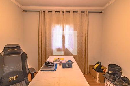 Casa à venda com 195m², 5 quartos e 2 vagas Casa à venda com 195m², 5 quartos e 2 vagasEscritório