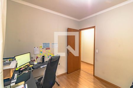 Casa à venda com 195m², 5 quartos e 2 vagas Casa à venda com 195m², 5 quartos e 2 vagasQuarto 4