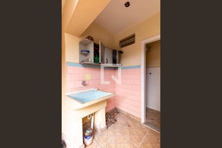 Casa à venda com 270m², 4 quartos e 6 vagasÁrea de Serviço