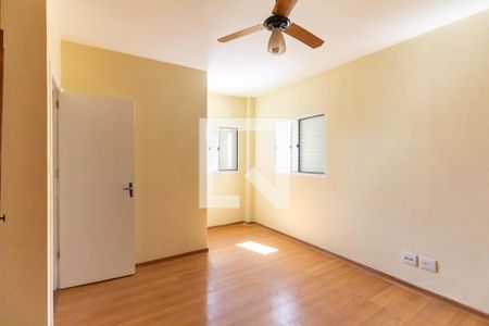 Casa à venda com 270m², 4 quartos e 6 vagasQuarto 2