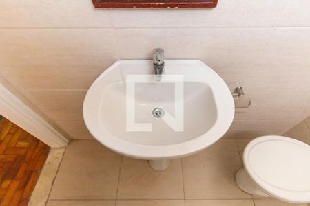 Casa à venda com 270m², 4 quartos e 6 vagasBanheiro