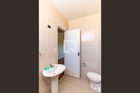 Casa à venda com 270m², 4 quartos e 6 vagasBanheiro da Suíte